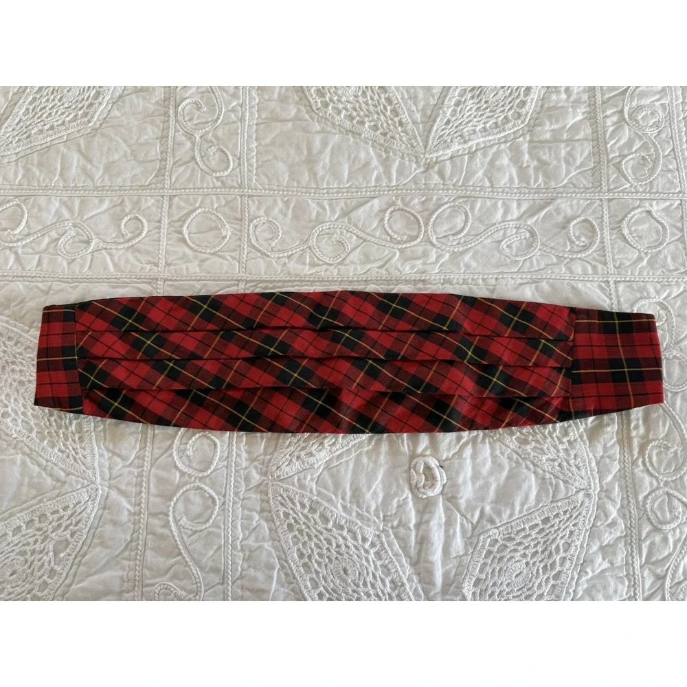 Vintage After‎ Six By Rudofker Red and Black Cummerbund Size L Adjustable to 40